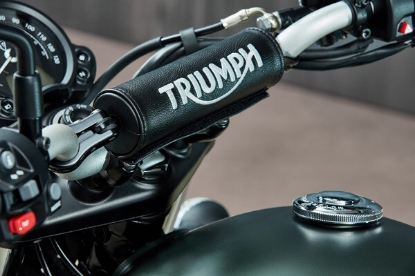 Picture of HANDLEBAR BRACE BLACK