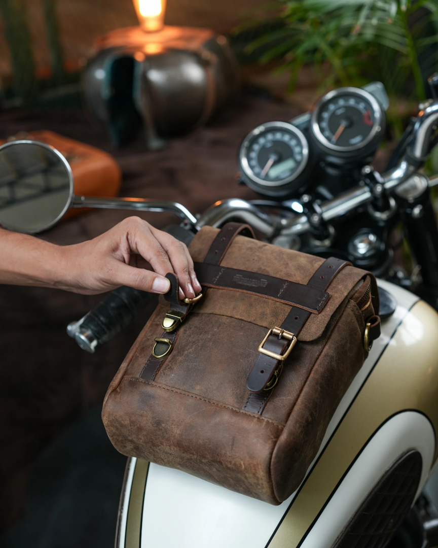 Picture of Trip Machine Tank and Tail Bag -Tobacco Brown